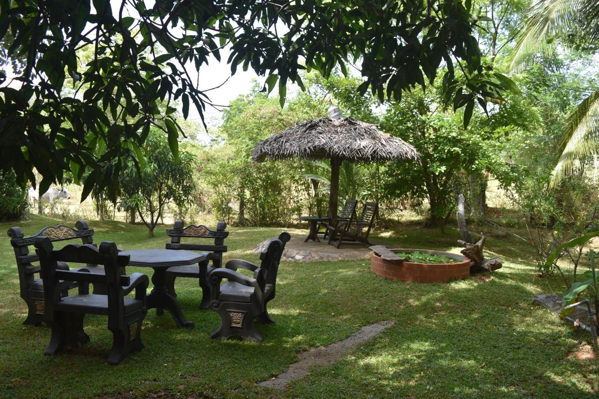 Sigiri Dilu Villa Sigiriya Exterior photo
